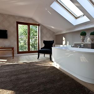 Studio "Romantic"